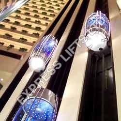 ग्लास कैप्सूल लिफ्ट्स