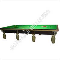 प्राचीन स्नूकर टेबल