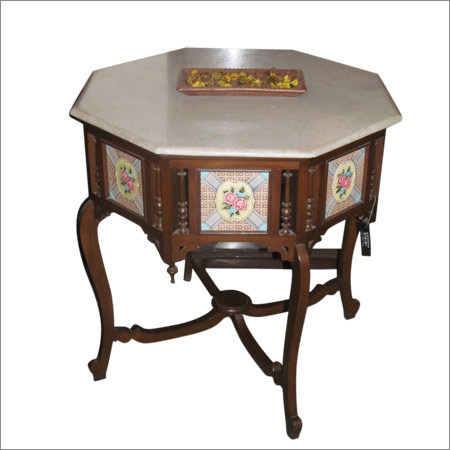 मार्बल टॉप टेबल