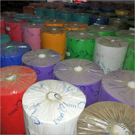 गारमेंट नॉन वूवन फैब्रिक