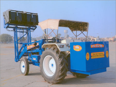 Front End Loader ( Hight 22 Feet)