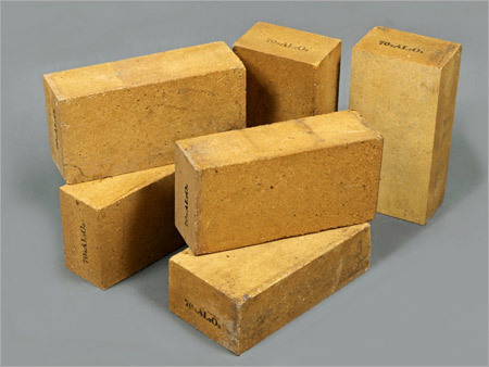 Ceramic Brick - Alumina Material, Dimensions 30-80mm, RUL 1340-1530°C, Bulk Density 1.90-2.82g/cc, Crack Resistant, Weatherproof, Lightweight, Durable