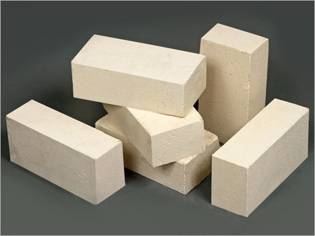 Insulating Fire Bricks - Alumina, Rectangular Shape, Off-White Color | High Compressive Strength, Low Heat Conductivity, Crack Resistant, Durable