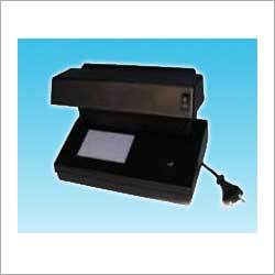 नकली धन डिटेक्टर