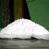 Lime Products - 40 kg Bags of High-Purity Hydrated Lime Powder, CaO 60-75%, Industrial Neutralization & Agriculture Applications | Chemical Composition, Versatile Usage