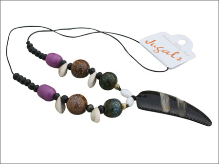 लकड़ी का हार