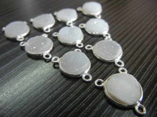 राउंड ड्रूज़ी कनेक्टर्स का 40 पीस लॉट