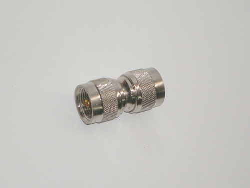 Brass Connector - Chrome Plated, 0.01-0.05 kg Weight | Durable Fabrication and Corrosion-Resistant Finish