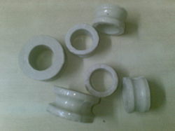 रील इंसुलेटर