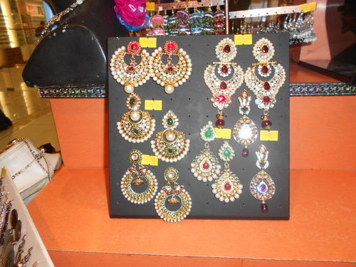 फैशन बालियां