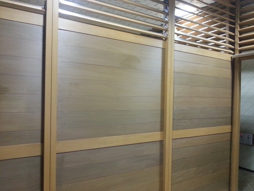 आधुनिक लकड़ी की दीवार पैनल