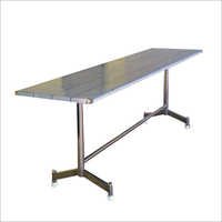 स्टेनलेस स्टील वर्क टेबल