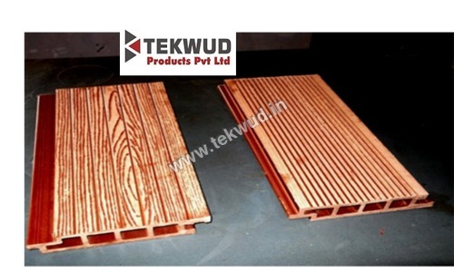 WPC डेकिंग