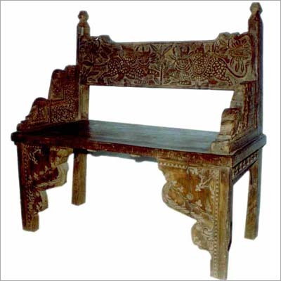 प्राचीन फर्नीचर