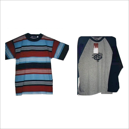 पुरुषों की काली ब्रीफ