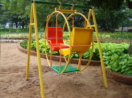 फाइबर सर्कुलर स्विंग (एफआरपी/वुडन)