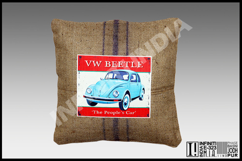 विंटेज कुशन इंडोर फर्नीचर