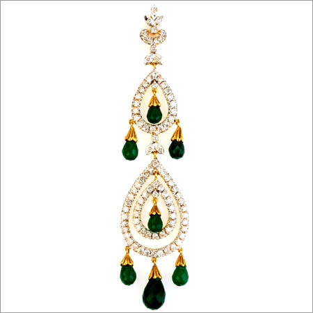 फैशन डायमंड ईयरिंग्स