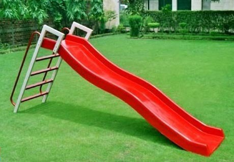 मनोरंजन पार्क स्लाइड