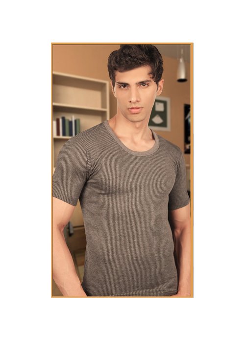 आरामदायक रजाई गोल गले की आधी आस्तीन - काली