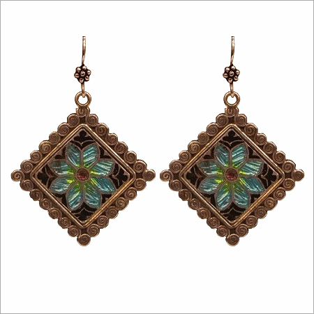 स्टर्लिंग सिल्वर स्क्वायर इयररिंग्स लिंग: महिलाएं