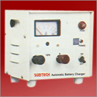 स्वचालित बैटरी चार्जर इनपुट वोल्टेज: 220 वोल्ट (V)