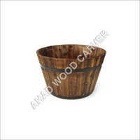 भूरा लकड़ी का गमला