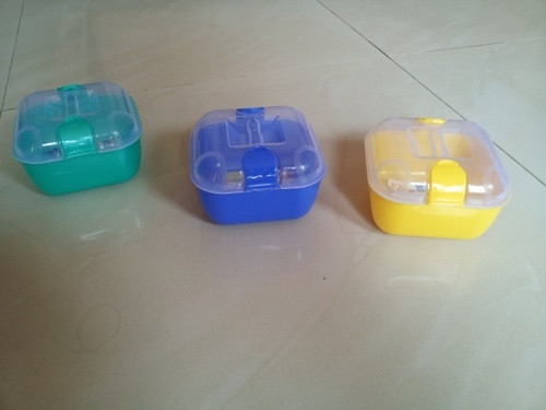 एयरटाइट फ़ूड कंटेनर