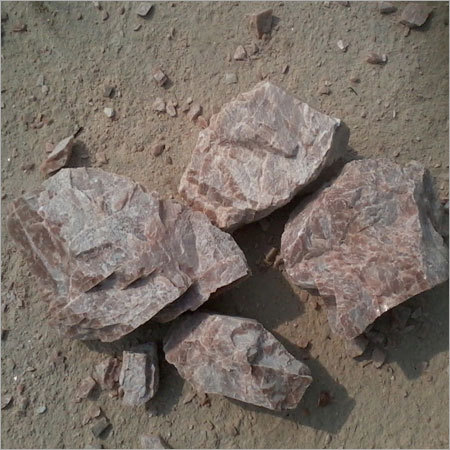 पोटैशियम फेल्डस्पर लंप्स