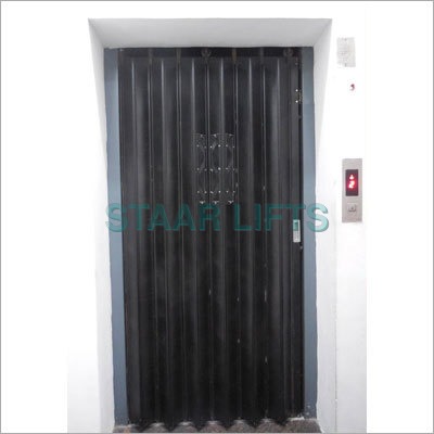 मैनुअल एलीवेटर दरवाजा