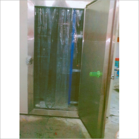 कोल्ड स्टोरेज रूम्स