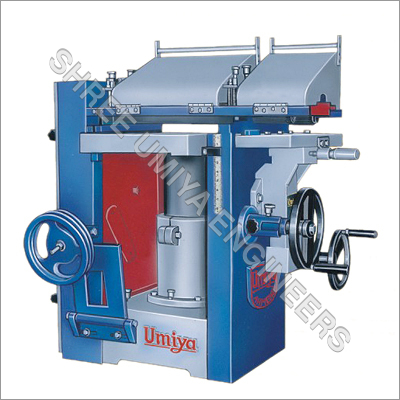 मोल्डिंग के साथ मोटाई प्लानर