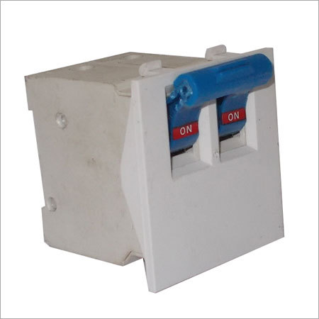 मोल्डेड केस सर्किट ब्रेकर