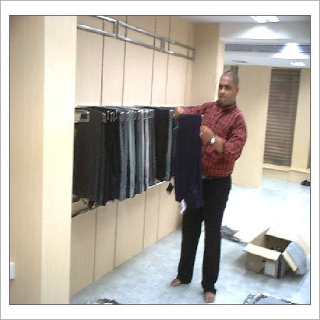 ट्राउजर हैंगिंग शेल्विंग