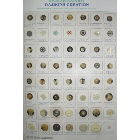 पॉलीएस्टर बटन