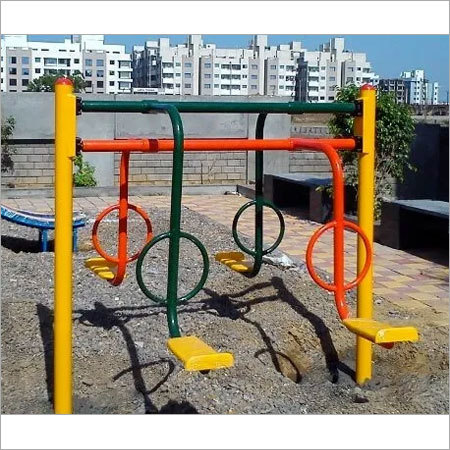 बच्चों के लिए जिग जैग स्विंग