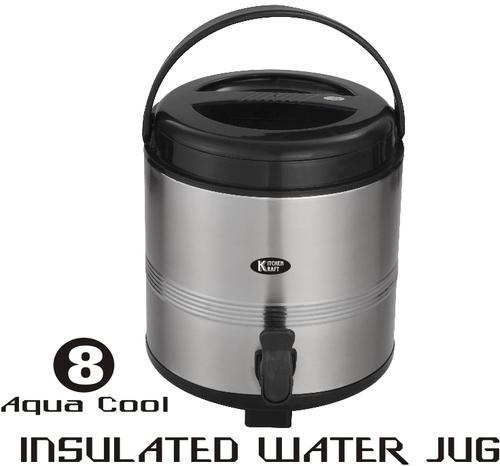 इंसुलेटेड वाटर जग