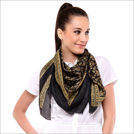 मुद्रित स्कार्फ