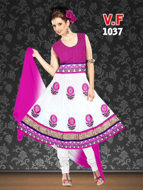 पिंक (गुलाबी) और सफ़ेद रेडीमेड सलवार सूट