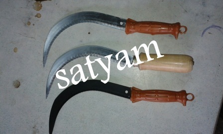 Use grass sickle