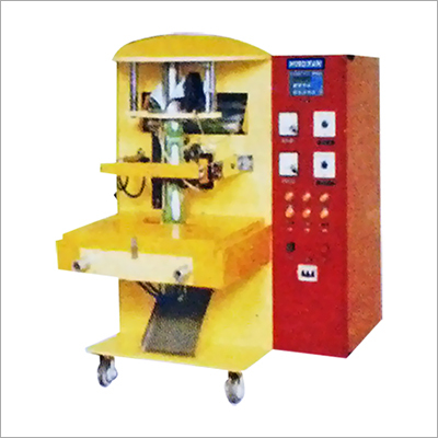 पाउच पैकेजिंग मशीनें