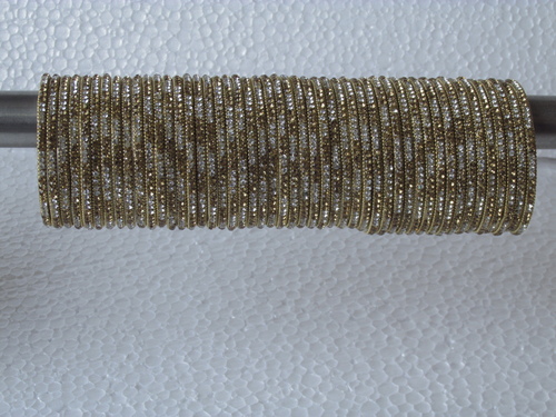 पीतल की चूड़ियाँ