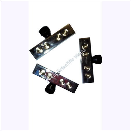 लिपस्टिक मोल्ड 4 होल