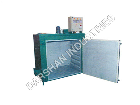 सभी सामग्रियों को सूखाने के लिए ओवन