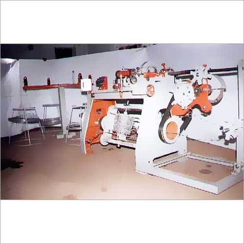 Barbed Wire Making Machine