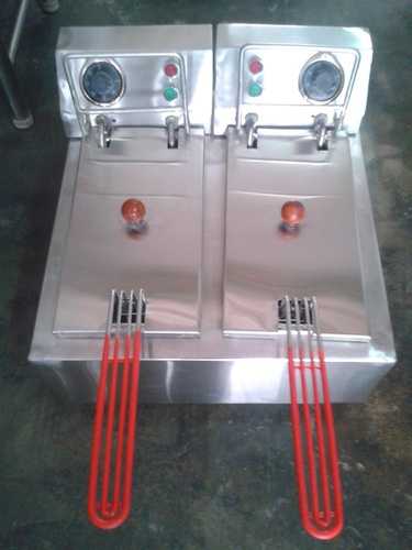 Deep Fat Fryer - 24x15x10 Inches, Stainless Steel, 6+6 Litres Capacity, Electric Heating Element, Ideal for Hotel Use