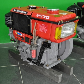 डीजल इंजन RV70