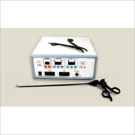 Alphacut Accuseal एक उन्नत संधारित्र है जो उच्चतम गुणवत्ता और विश्वसनीयता के लिए डिज़ाइन किया गया है।