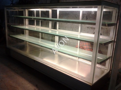 White And Transparent Pastry Display Cuboid Frost Free With Split Unit