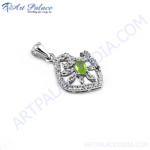 ट्रेडिशनल लुक 925 स्टर्लिंग सिल्वर पेंडेंट